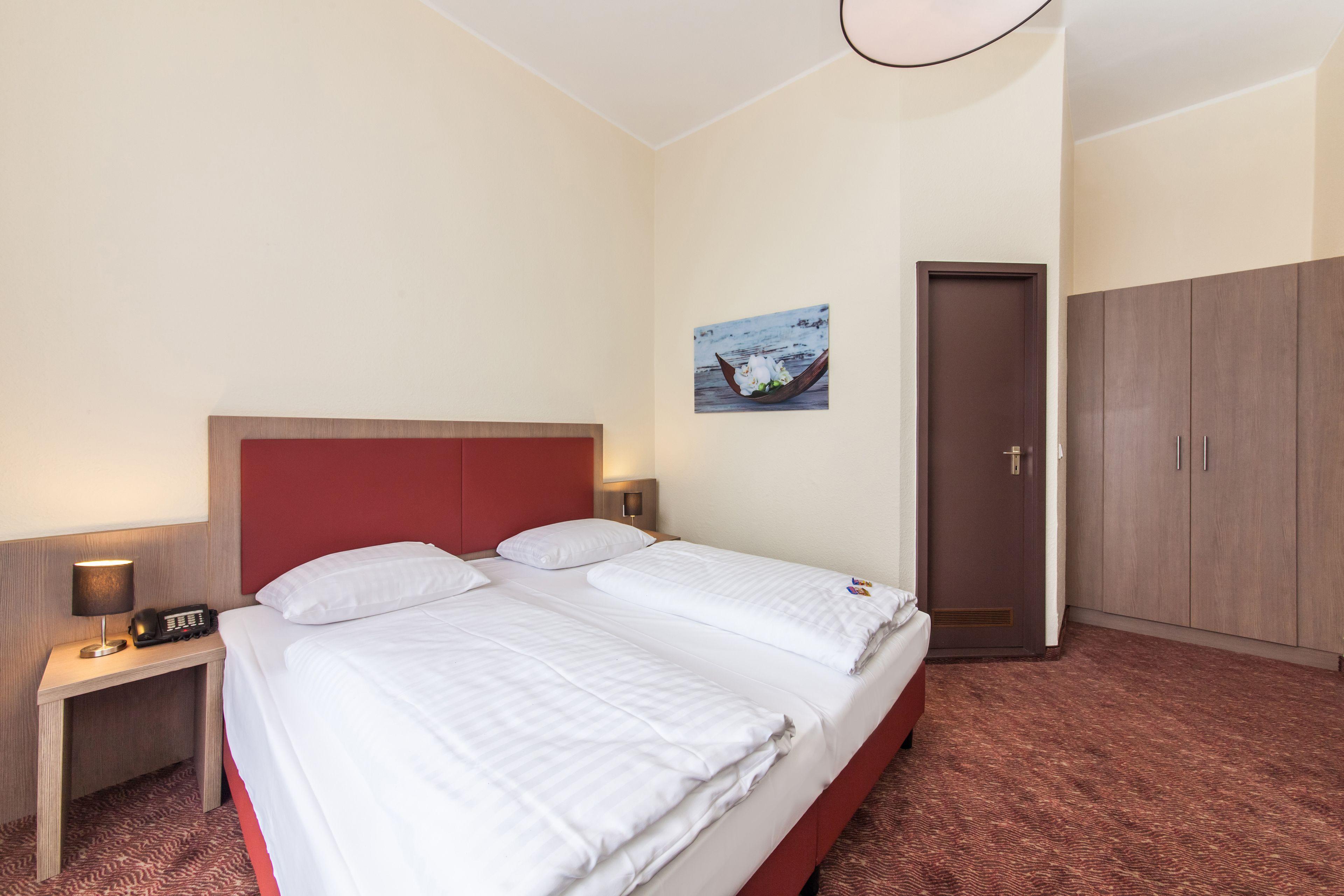 Maxim 3* Düsseldorf